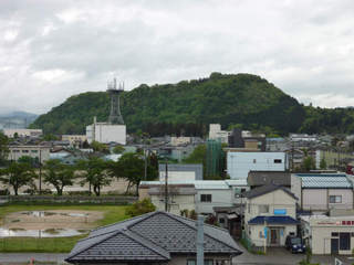 002.jpg