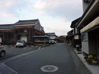 004_01.jpg