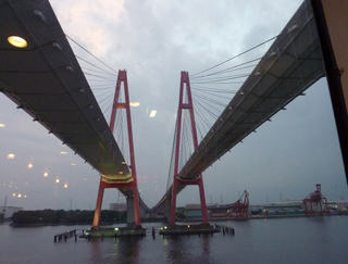 006_03.jpg